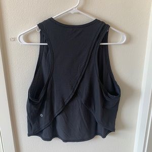 Lululemon workout tank